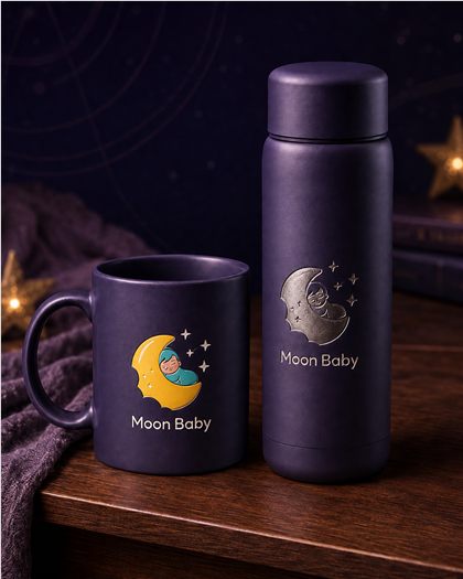 Aplicación del logotipo Moon Baby en taza y botella